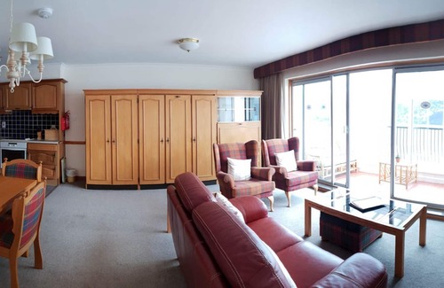Kinloch Rannoch Cabaña | Loch Rannoch Otter Lodge (8) - Retreat Group