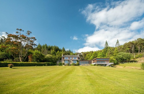 Tighnabruaich Villa | Loch View House - Siete Habitaciones Villa, Capacidad 16