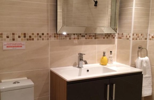 Harris Cabina | Lochedge Lodge