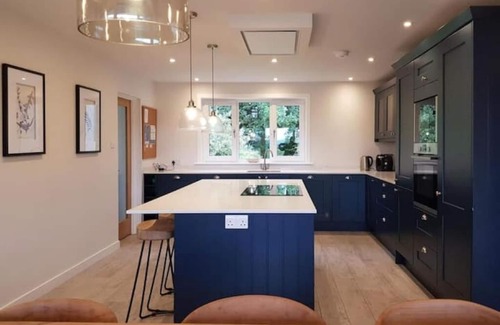 Kinloch Rannoch Casa | Lochside Luxury . A gorgeous modern house with stunning views.