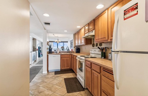 Sussex County Condominio | OCEAN FRONT!! 8th floor Ocean Front Family Vacation Rental offers amazing views!! 2-bedroom Sleeps 6! $300 of free daily activities included!