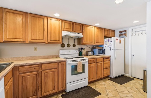 Sussex County Condominio | OCEAN FRONT!! 8th floor Ocean Front Family Vacation Rental offers amazing views!! 2-bedroom Sleeps 6! $300 of free daily activities included!