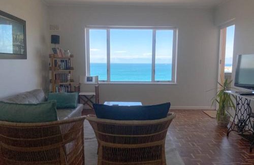 Redhill Apartamento | Lock up & go apt w/great views in Simons Town