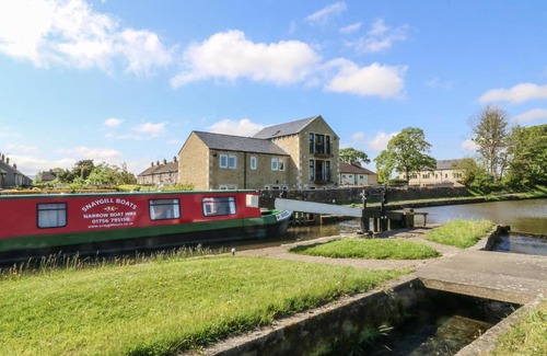 Gargrave Casa | Lock View, Skipton