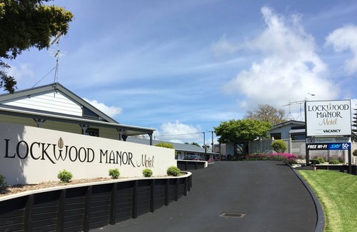 New Plymouth Hotel | Lockwood Manor Motel