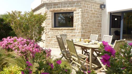 Locmariaquer Casa | Locmariaquer, Maison de famille a 2 min des plages