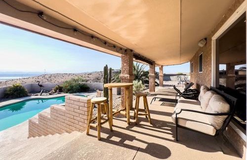 Lake Havasu City Casa | Lodestar Lake Livin 4-bedroom pool VIEWS