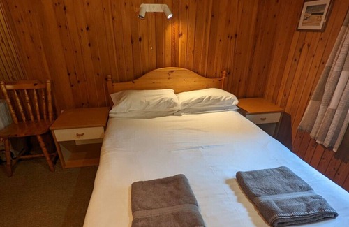 St Teath Cabina | Lodge 1 Lanteglos Hotel & Villas 3 bed sleeps 6