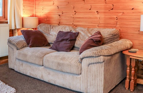 Watermouth Cabina | LODGE 39, pet friendly, country holiday cottage in Berrynarbor