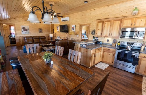 Terlingua Cabina | Lodge - 3Bedrooms + 2.5 Baths in Terlingua