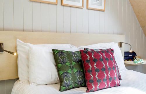 Corfe Casa | Lodge 9