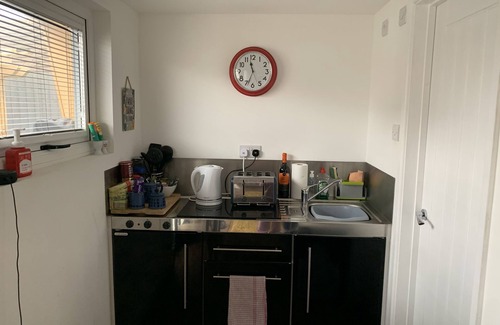 Hove Cabaña | Lodge , air con , Free Parking , Mini bar