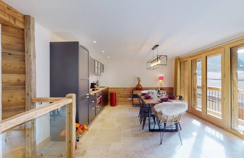 Champagny-en-Vanoise Chalet De Esquí | Lodge Alouette: Appartement Authentique Proche Pistes et Commerces