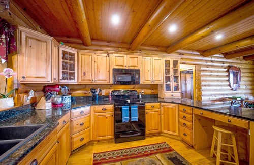 Rambling Ridge Cabina | Hermosa casa de troncos en Hendersonville, NC