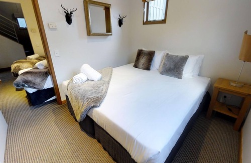Perisher Valley Complejo | Lodge Chalet (for 7), The Stables Resort Perisher