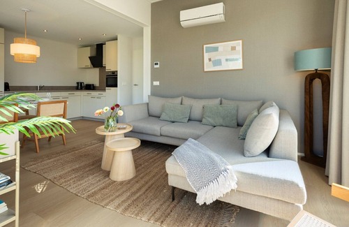 Ouddorp Cabina | Lodge Duynhof 7 holiday home in Ouddorp near the North Sea