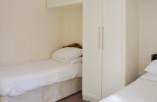 Dinnet Casa | Lodge F- Uk33092