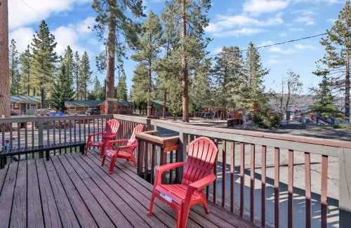 Big Bear Lake Complejo | Lodge House-Family Cabin with Pool Table by Big Bear Vacations