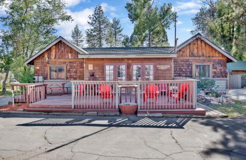 Big Bear Lake Complejo | Lodge House-Family Cabin with Pool Table by Big Bear Vacations