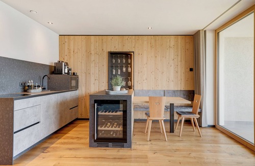 Salonetto Apartamento | Apartamento de vacaciones «Lodge Melisse» con vistas a la montaña, terraza privada y sauna privada