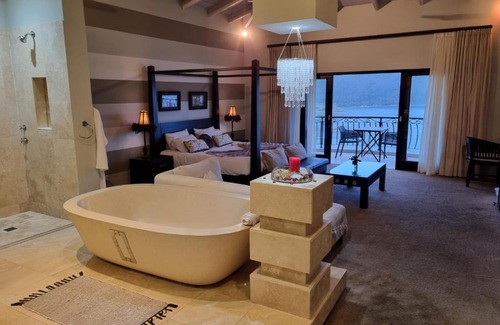 Wilderness Casa | Lodge on Lake
