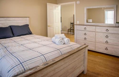 Bradford Casa | Lodge on Lamoka Guest House