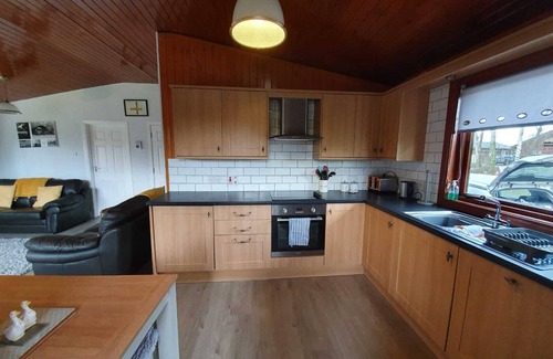 Tattershall Cabina | Lodge con bañera de hidromasaje con vista al lago de pesca con clavija de pesca privada