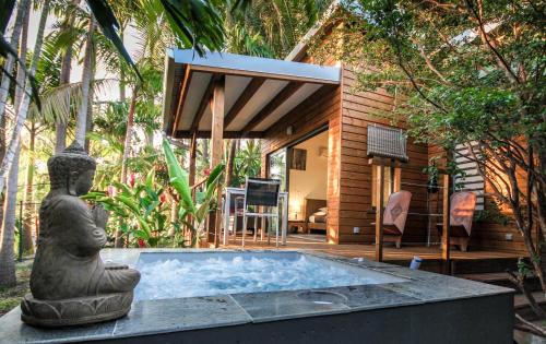 Saint-Pierre Casa | Lodge Palmae - Votre Lodge avec Jacuzzi Privatif - Adults Only