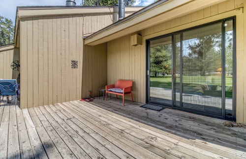 Black Butte Ranch Condominio | Lodge Room 33: 1 BR, 1 BA Condominium in Black Butte Ranch, Sleeps 2