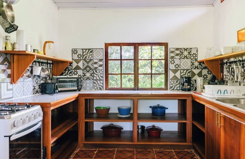 Parrita Casa | Lodge with Private 40ha Jungle Reserve