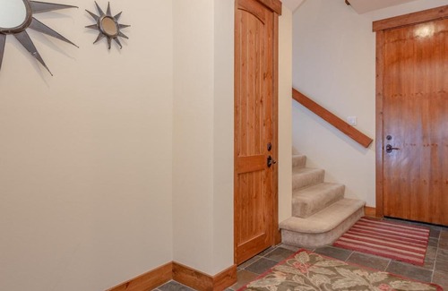 Mammoth Lakes Casa | Lodges 1140