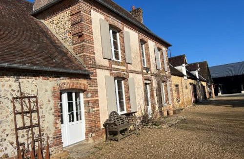 Saint-Antonin-de-Sommaire Cama Y Desayuno | Lodges de la Ferme de la Chaise