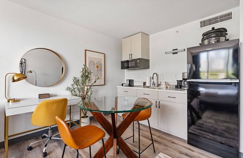 Greenway Plaza-Upper Kirby Apartamento | Lodgeur | Sleek studio near Galleria | Upper Kirby