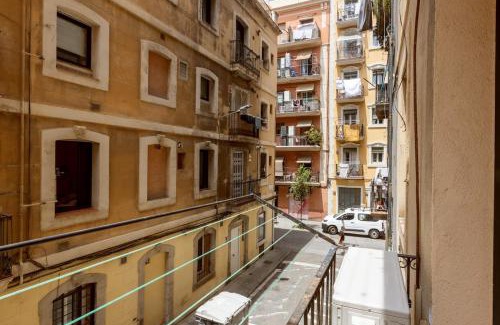 Barceloneta Apartamento | Lodging Apartments Almirall Beach 12