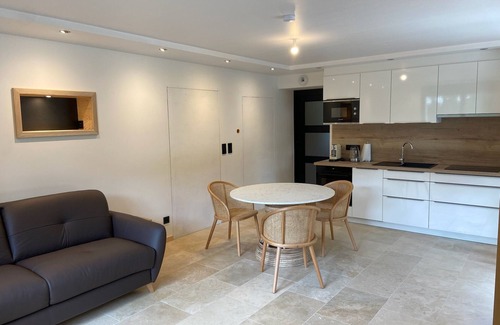 Rambervillers Casa | Lodging in a garden near Fraispertuis City Park.