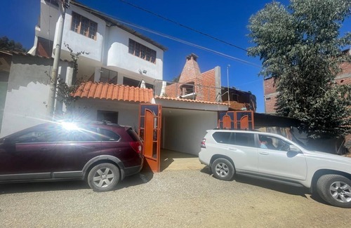 Independencia Casa | Casa Hospedaje “YURAQ WASI” - Huaraz