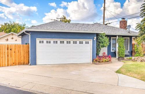 Lodi Casa | Lodi Escape with Private Hot Tub Less Than 1 Mi to Dtwn