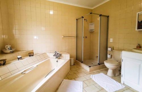 Hoedspruit Casa | Loerie Guesthouse