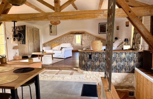 Lussan Apartamento | Loft élégant au cœur de la campagne avec SPA privé