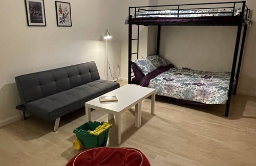 Belding Woods Apartamento | Loft 1700B two blocks to Bart and Amtrak