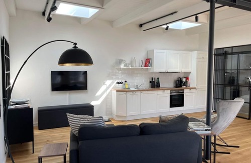 Friedrichstadt Apartamento | Loft 2 im 1. Stock mit Sonnenterrasse - Simmerdeis an der Gracht