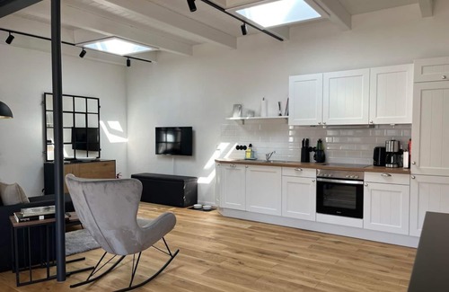 Friedrichstadt Apartamento | Loft 2 im 1. Stock mit Sonnenterrasse - Simmerdeis an der Gracht