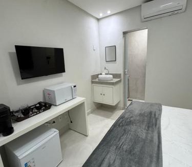 Muquicaba Apartamento | Loft 305A com Ar Condicionado no Bairro Muquiçaba, bem localizado para negócios e fácil acesso para todas as praias e montanhas da cidade - sem vaga de garagem