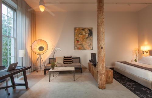 Central Business District Hotel | Loft 523