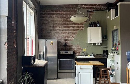Sylva Apartamento | Loft Apartment Historic Downtown Main Street Sylva
