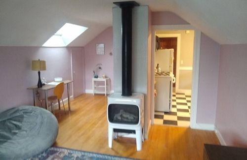 Pawtucket Apartamento | Loft apartment near Merriam Hospital