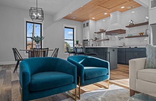 Lillington Apartamento | Loft Apartment overlooking downtown Lillington, NC.