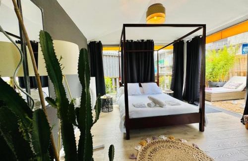 Chartrons Apartamento | Loft atypique 130 m2 Clim patio couvert et terrasse pkg gratuit tram à 5mn à pied un accès direct au centre-ville