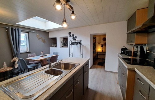 Tavigny Apartamento | Aux champs des cloches-Loft-Moderno-Baño privado con ducha-Vista al campo
