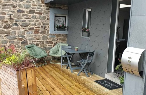 Tavigny Apartamento | Aux champs des cloches-Loft-Moderno-Baño privado con ducha-Vista al campo